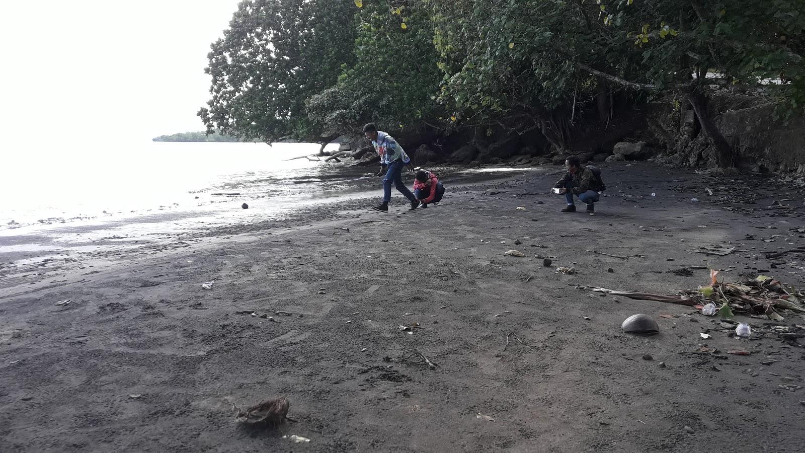 Sandee Pantai Pasir Hitam