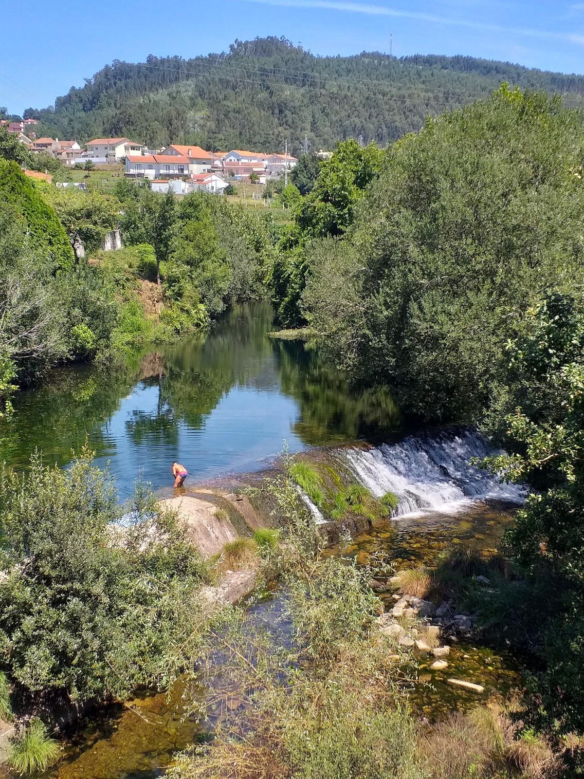 Sandee - Praia Fluvial Burgaes