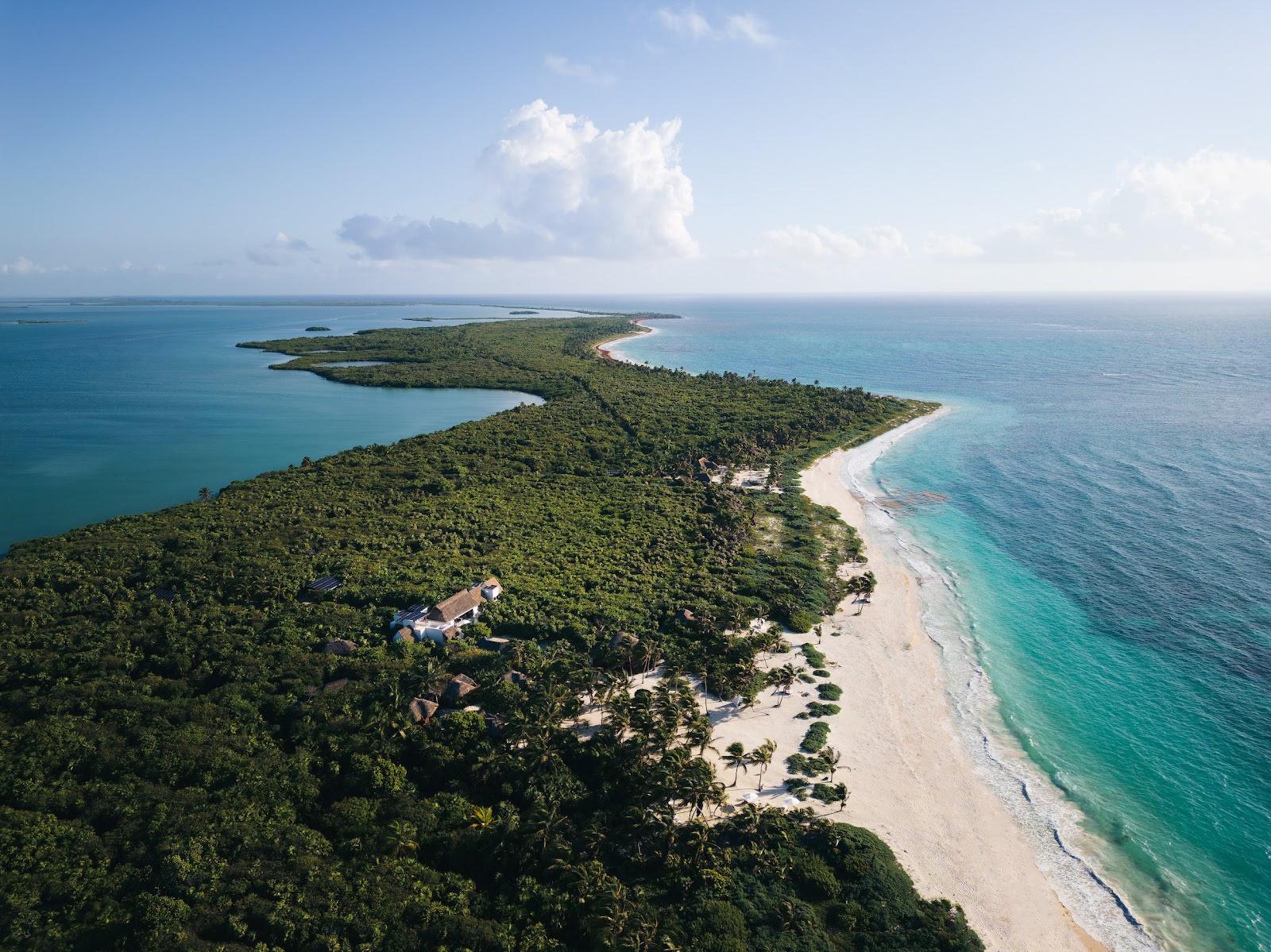 Sandee Kanxuk Luxury Resort