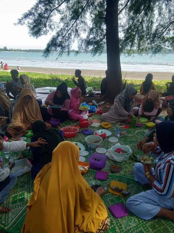 Sandee Ujong Pusong Lhok Buya