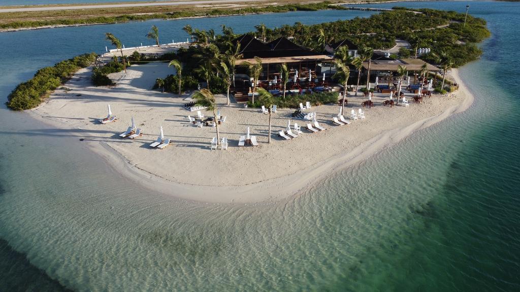 Sandee - HomePage / Ambergris Cay