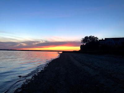 Sandee - Appian Way Waterfront Public Access Point