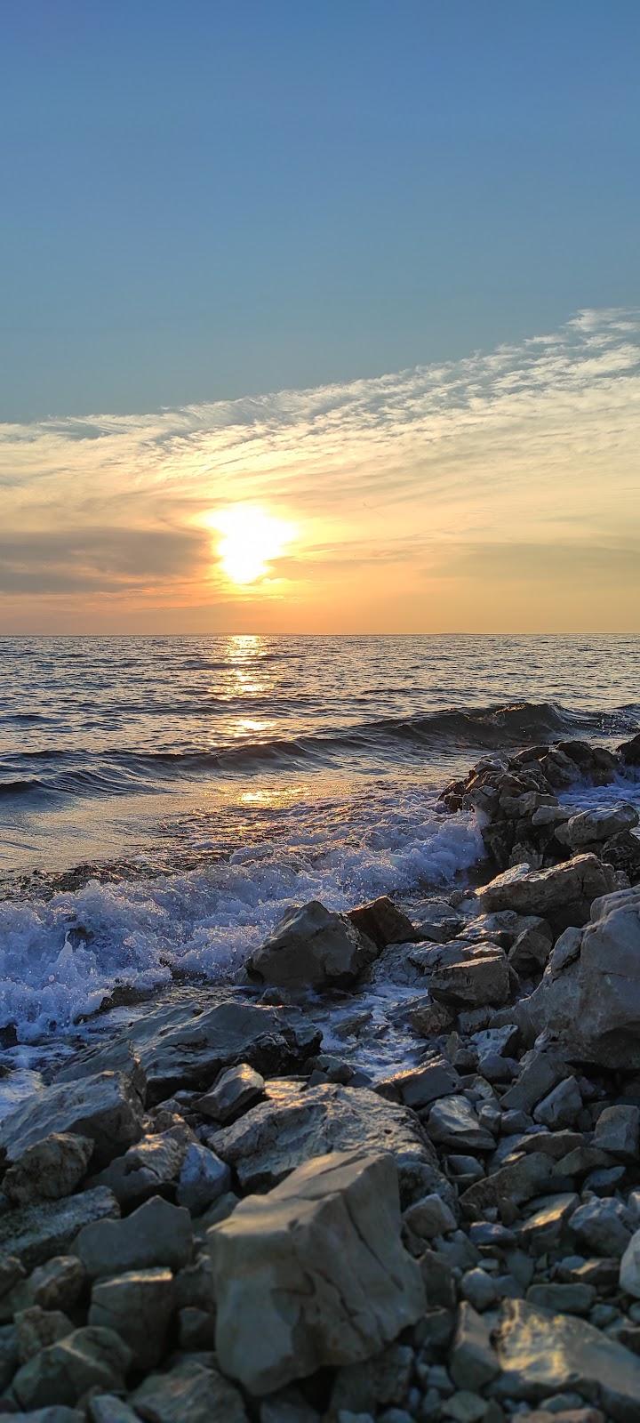 Sandee Srpljica Beach