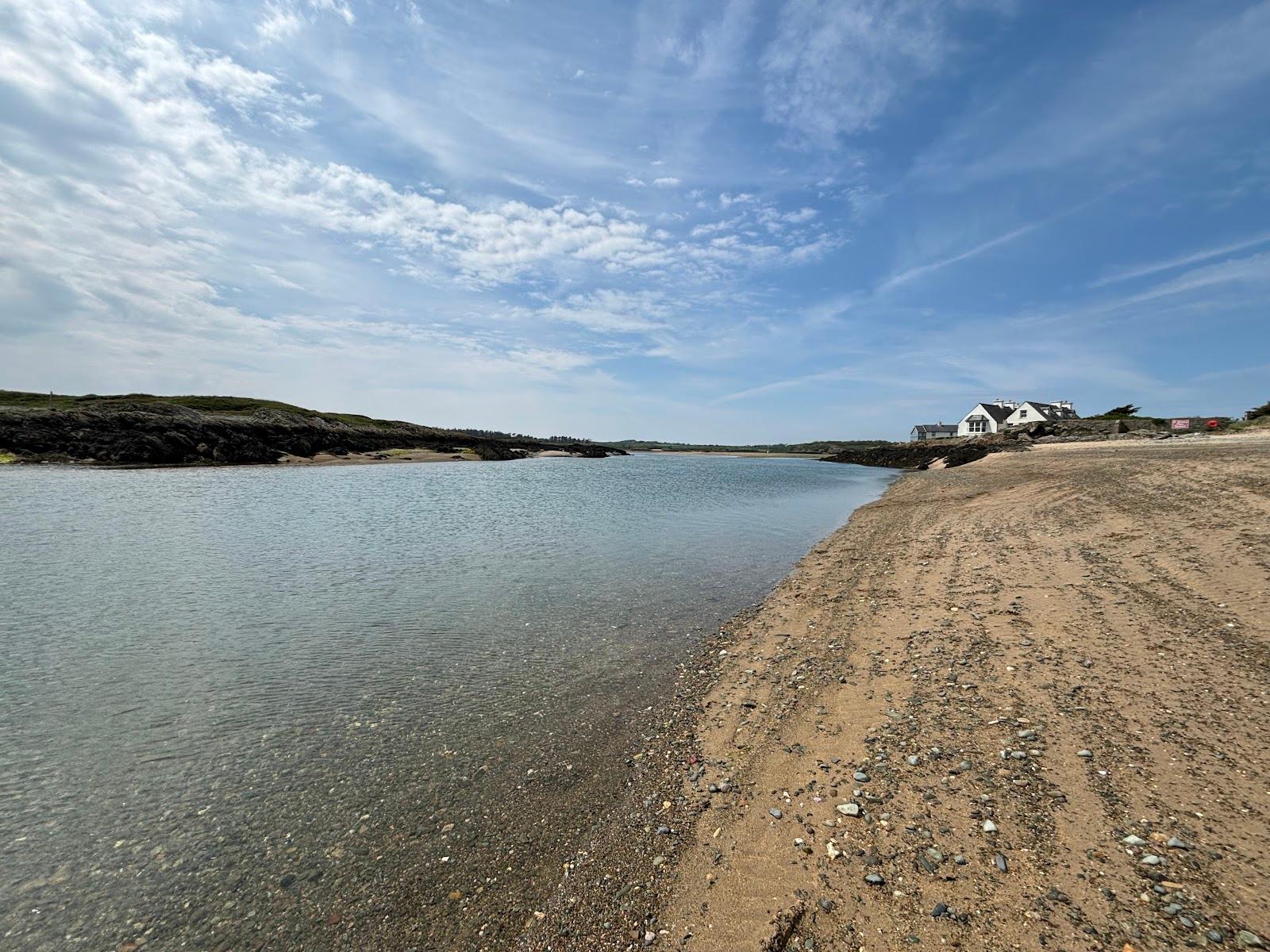 Sandee Traeth Cymyran
