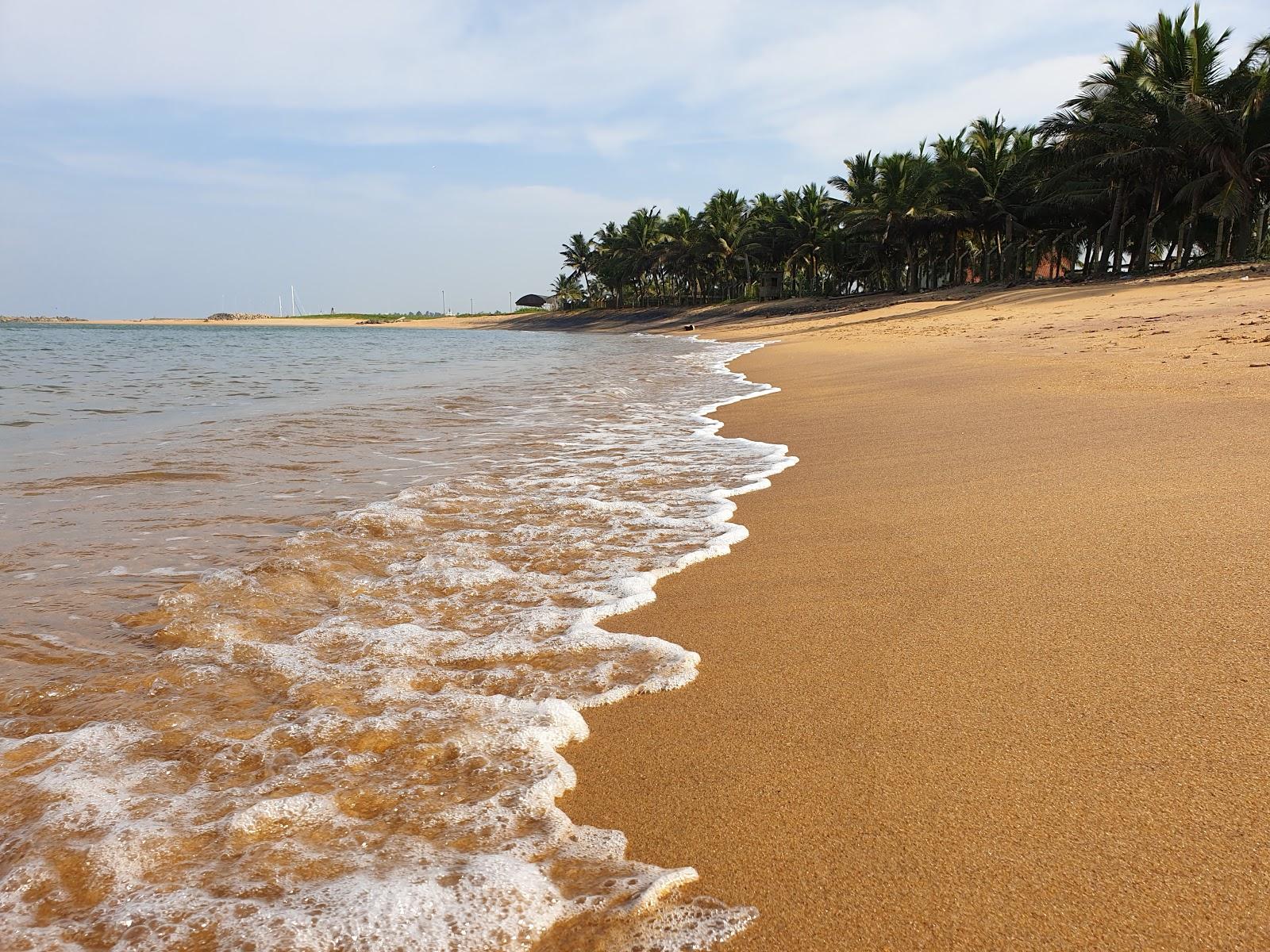 Sandee Prithipura Beach