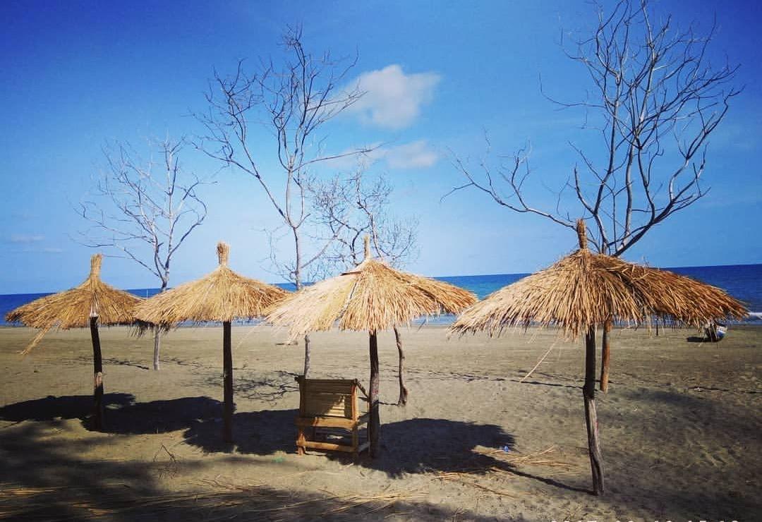 Sandee Weila Beach