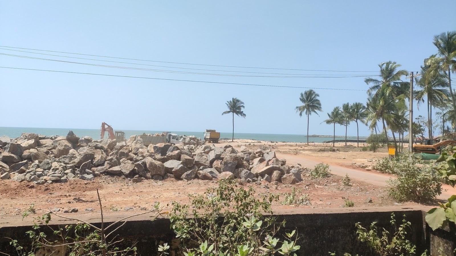 Sandee Adeeka Beach