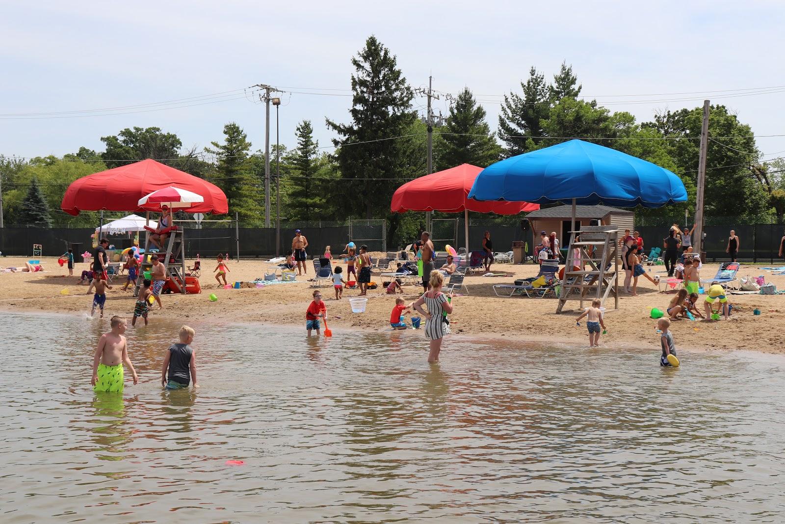 Sandee Diamond Lake - Mundelein Park District Beach