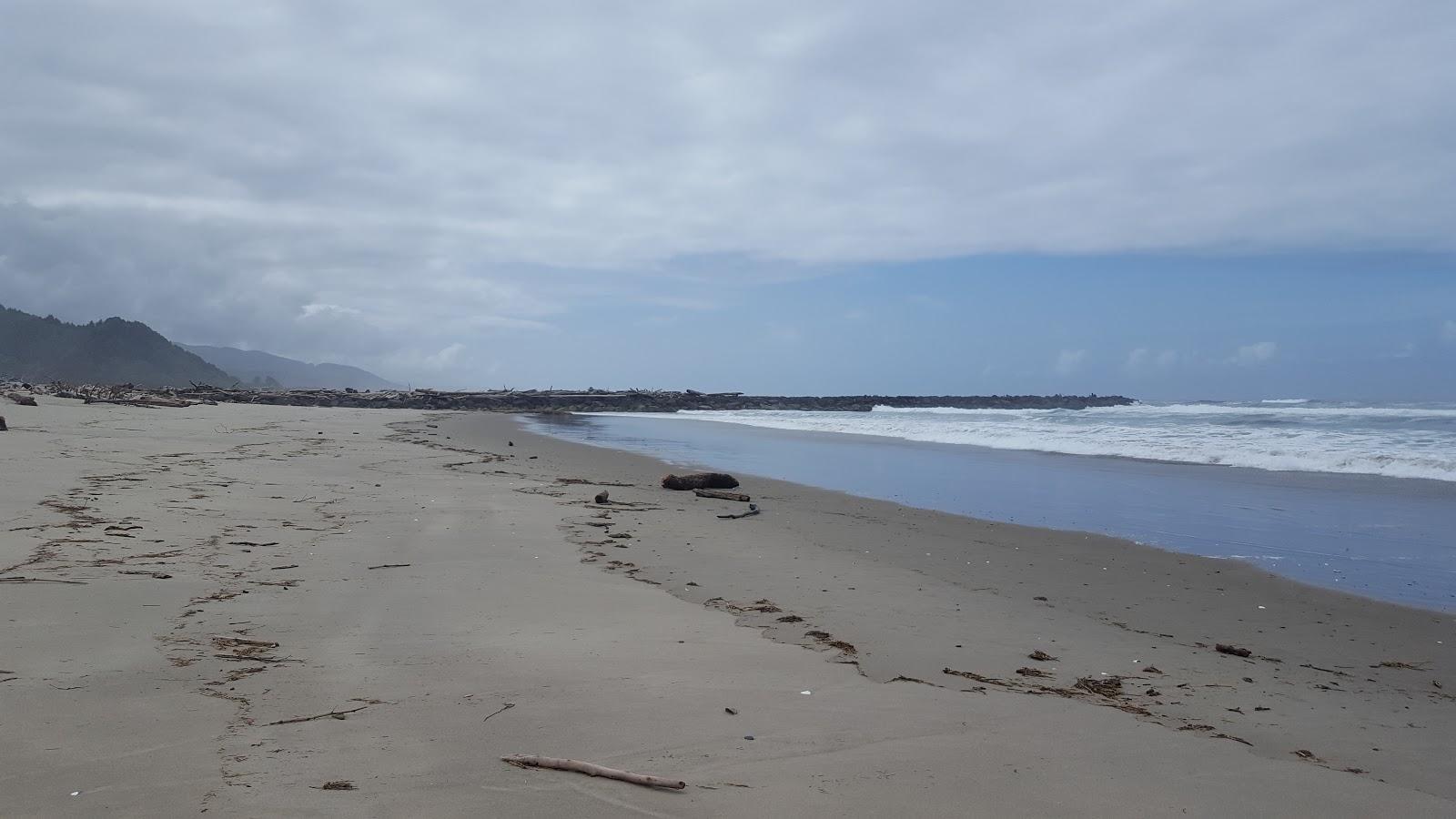 Sandee - Nehalem Bay Jetty Trail