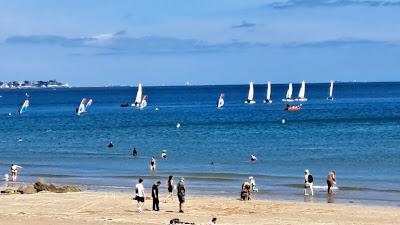 Sandee - Grande Plage Des Rosaires