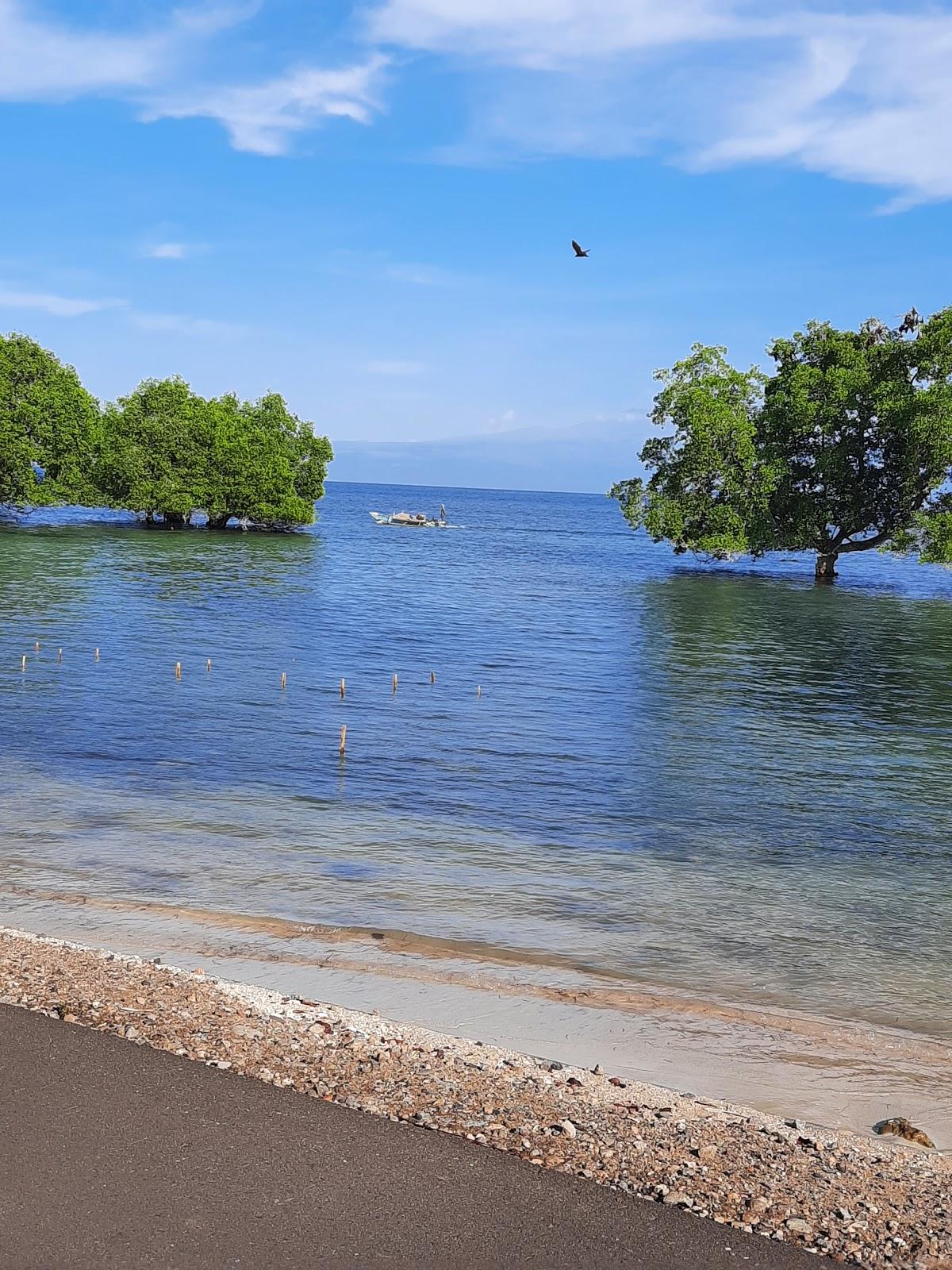 Sandee Pantai Paropa