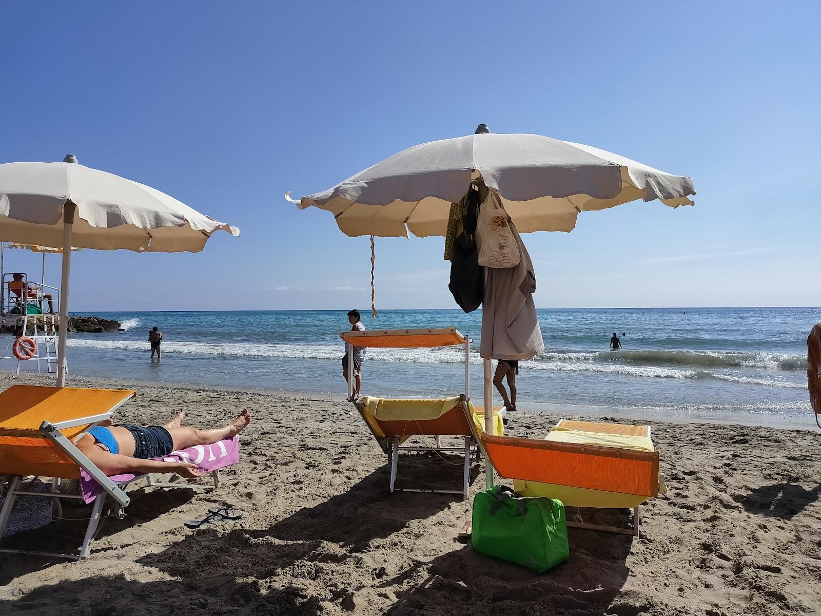 Sandee Beach Free Equipped Shallow Water
