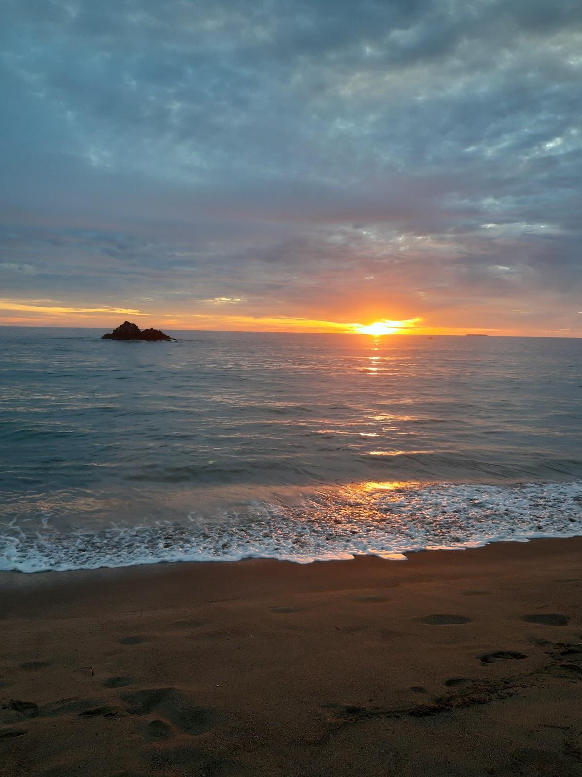 Sandee Pantai Sungai Tawa
