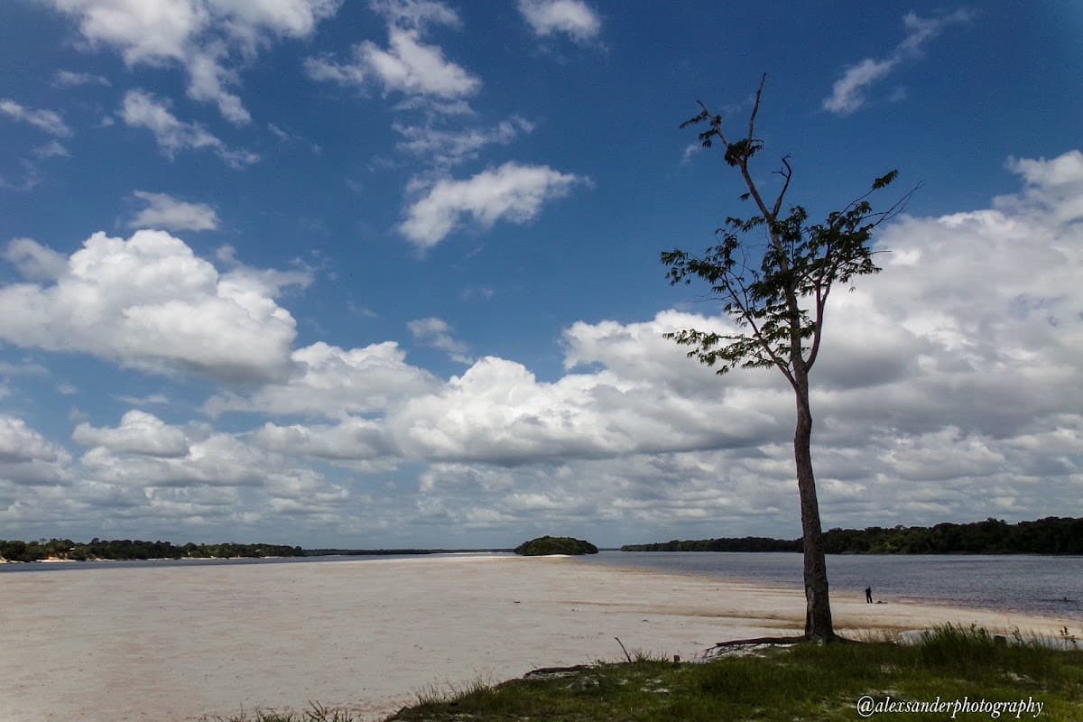 Sandee Praia Do Governador Photo