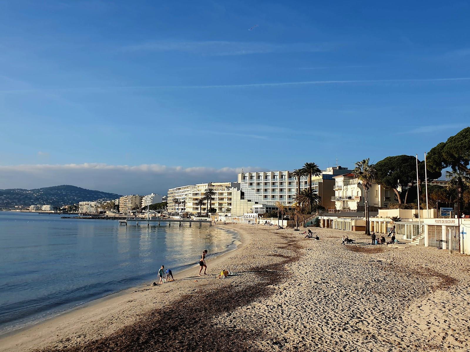 Sandee Plage de Juan les Pins Photo