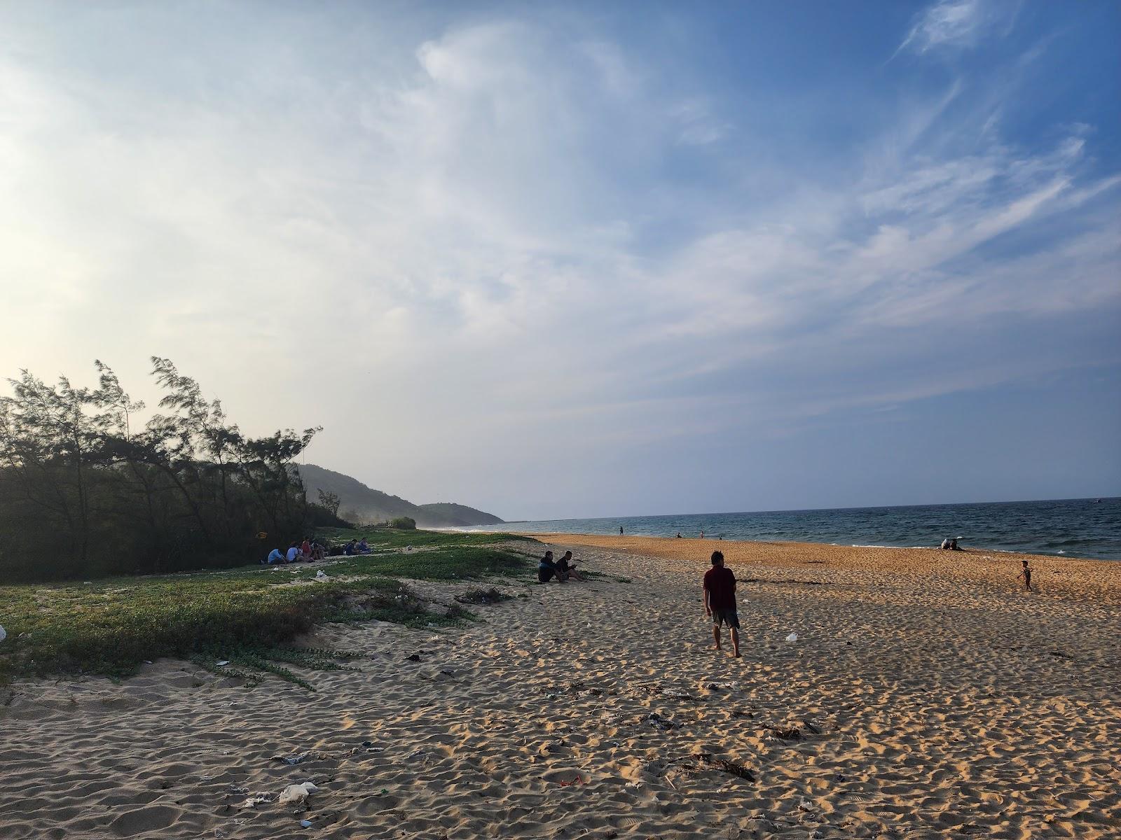 Sandee Bathing Beach Pho Vinh Photo