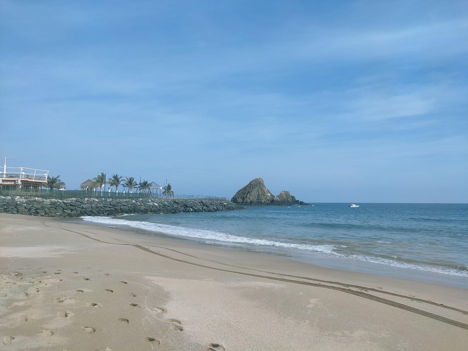 Sandee Dibba Beach