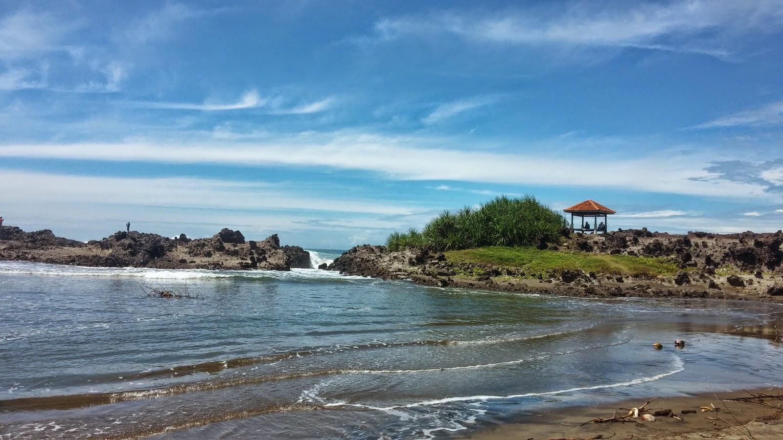 Sandee Karang Paranje Beach Photo