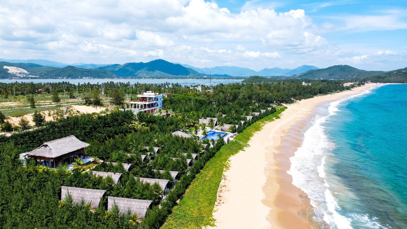 Sandee Hoa Loi Beach