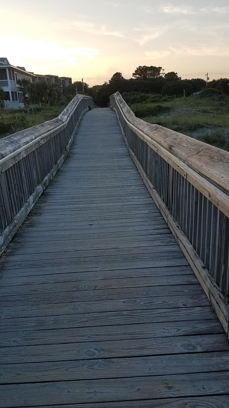 Sandee - Litchfield Beach