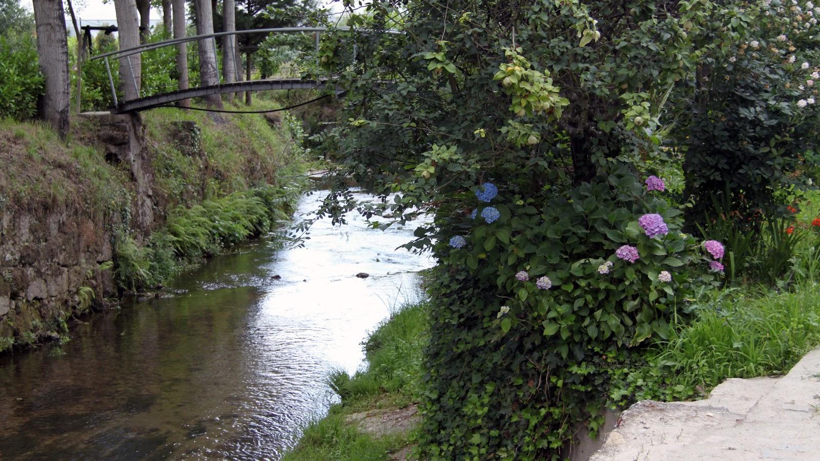 Sandee Praia Fluvial De Larim Photo