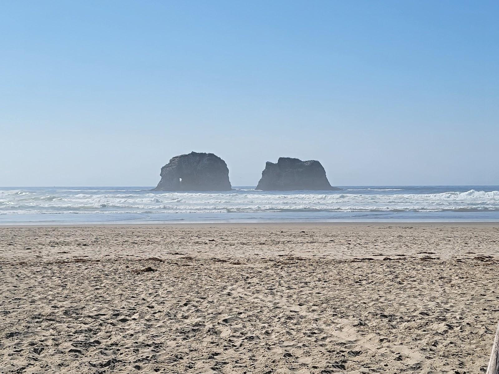 Sandee Twin Rocks Beach Photo