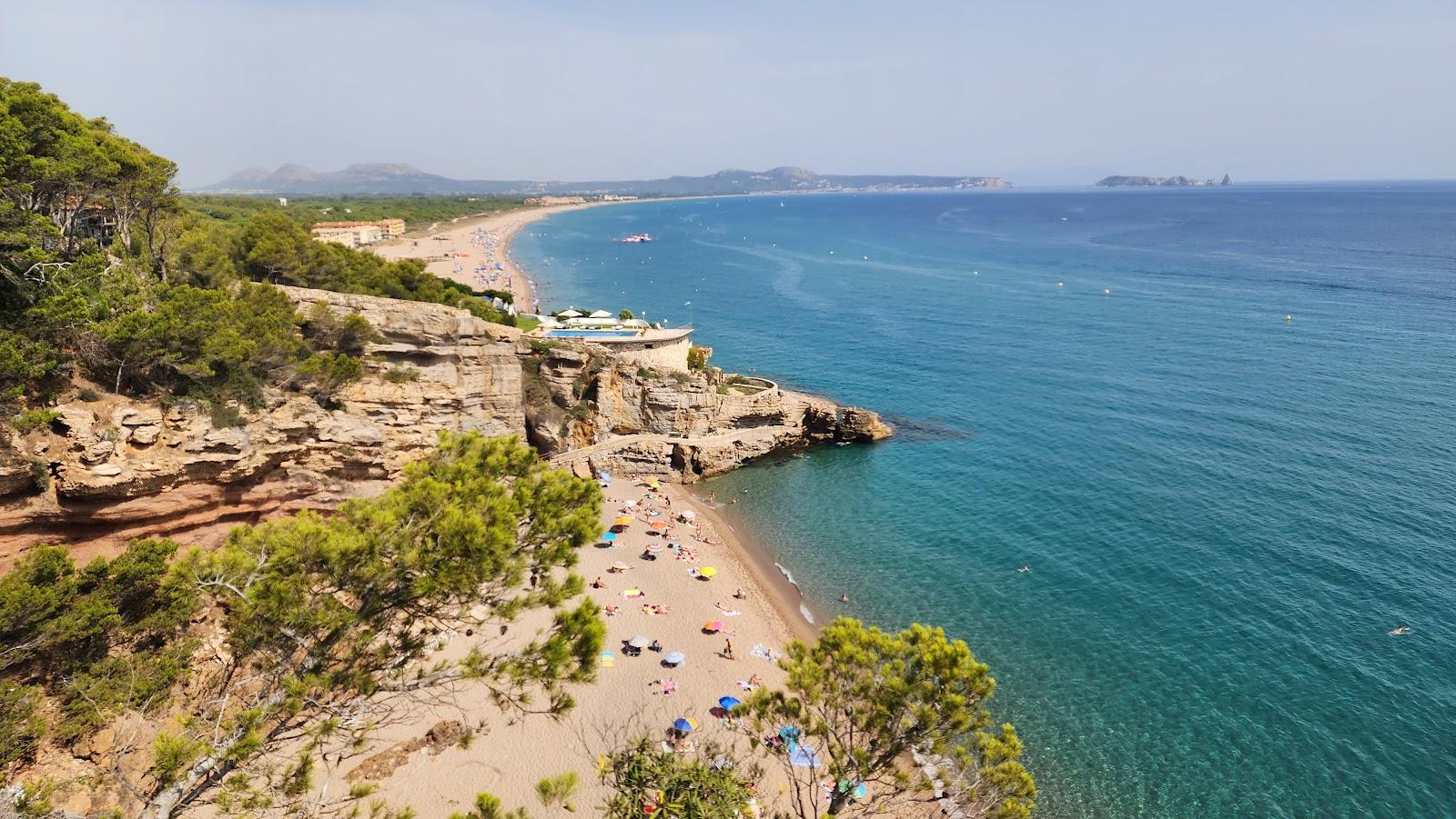 Sandee Beach De I'Illa Roja