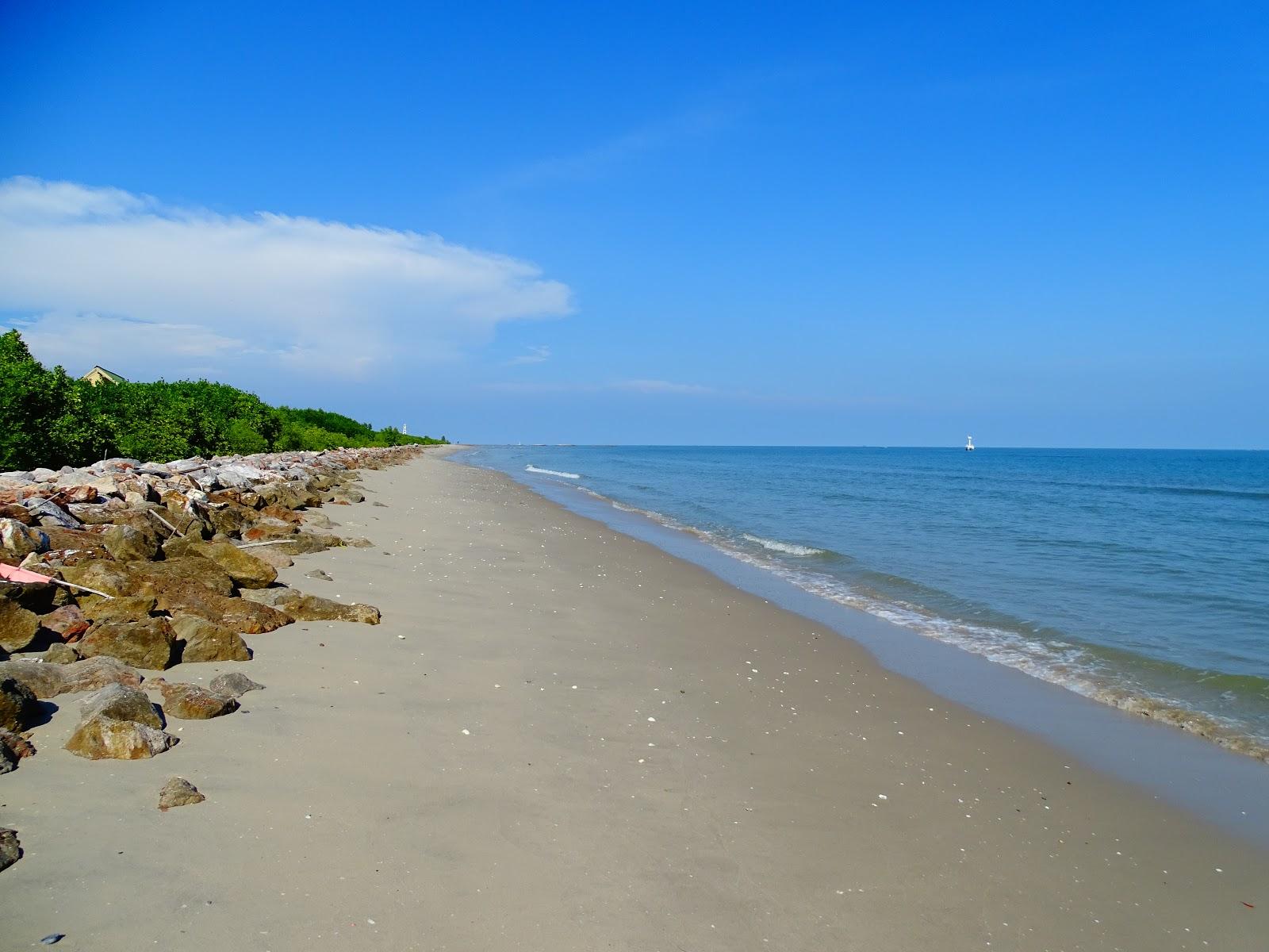 Sandee Laem Luang Beach Photo