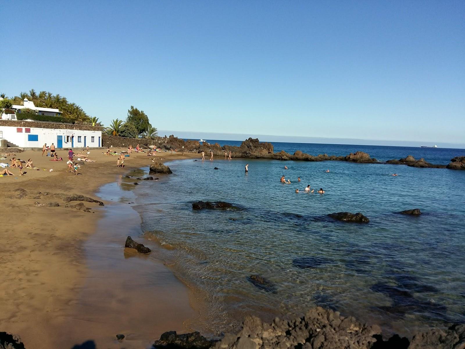 Sandee Pila De La Barrilla / Playa Chica Photo