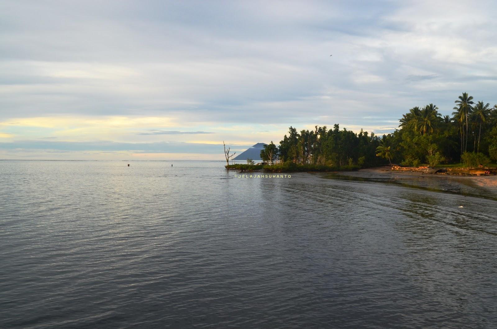 Sandee Tasik Ria Beach