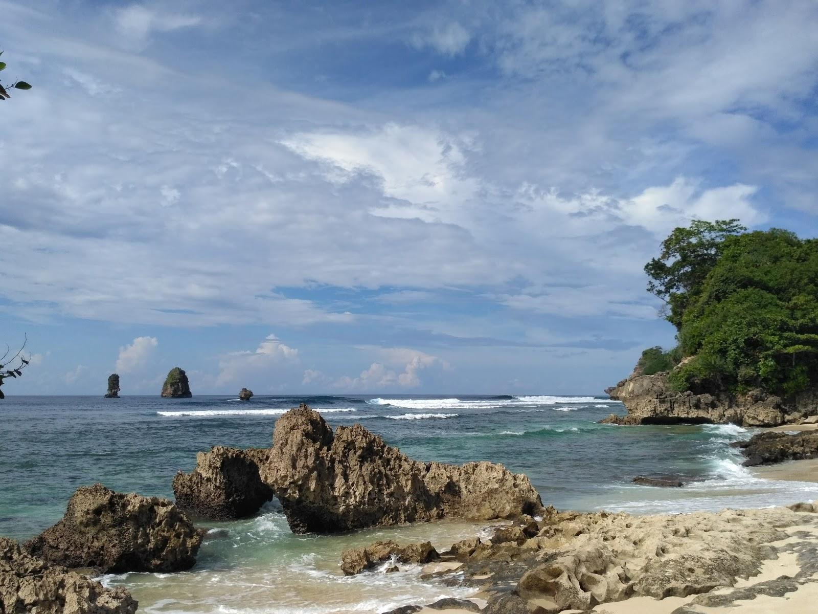 Sandee - Pantai Batu Picah Beach