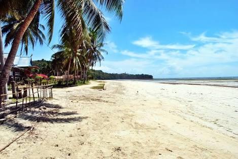 Sandee Samboang Beach