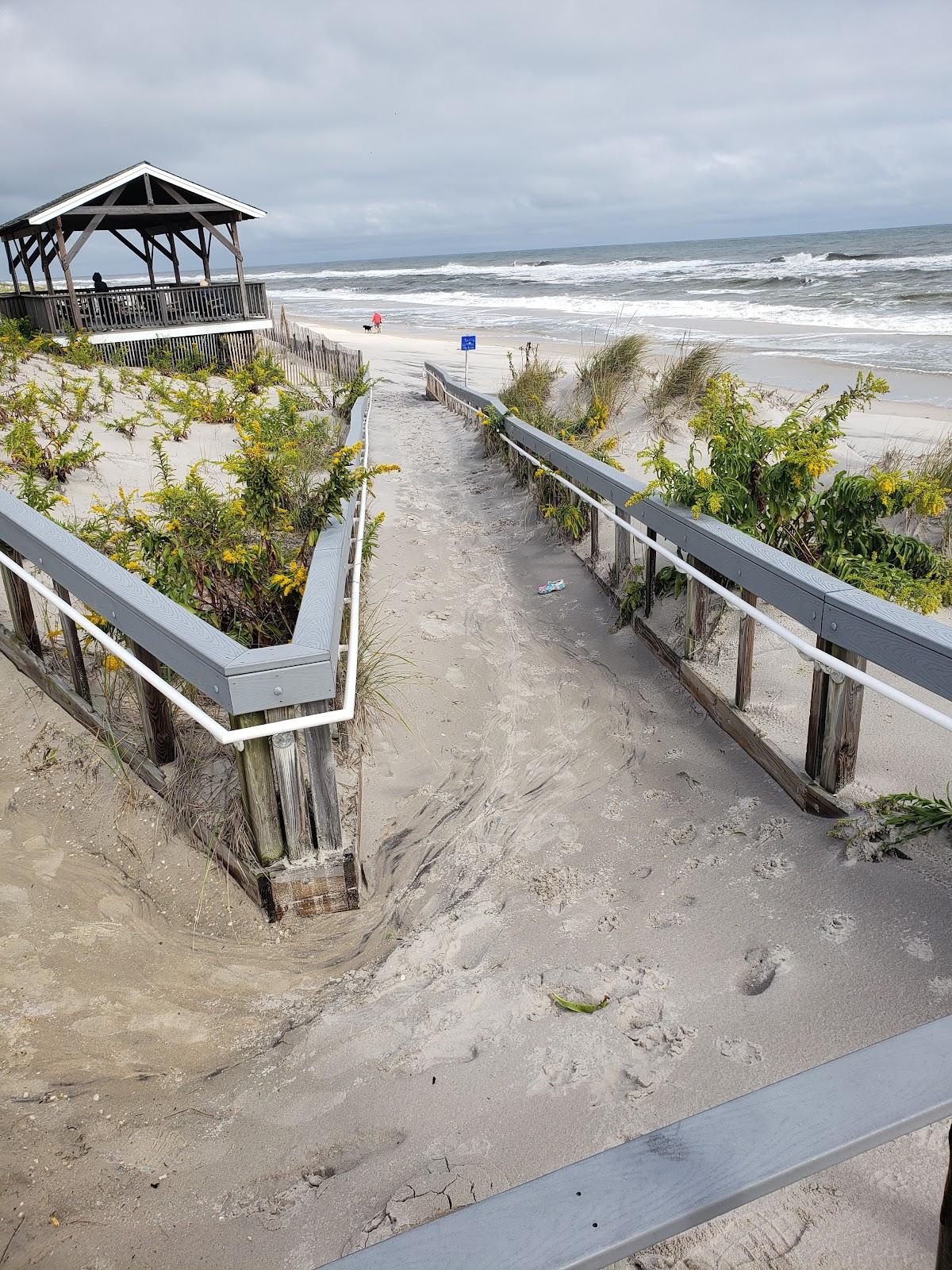 Sandee Pearl Street Beach Pavillion Photo