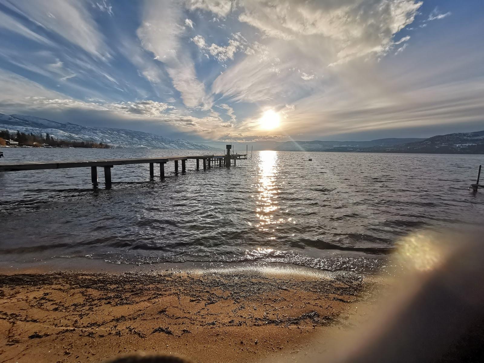 Sandee - Lakeshore Road Beach Access