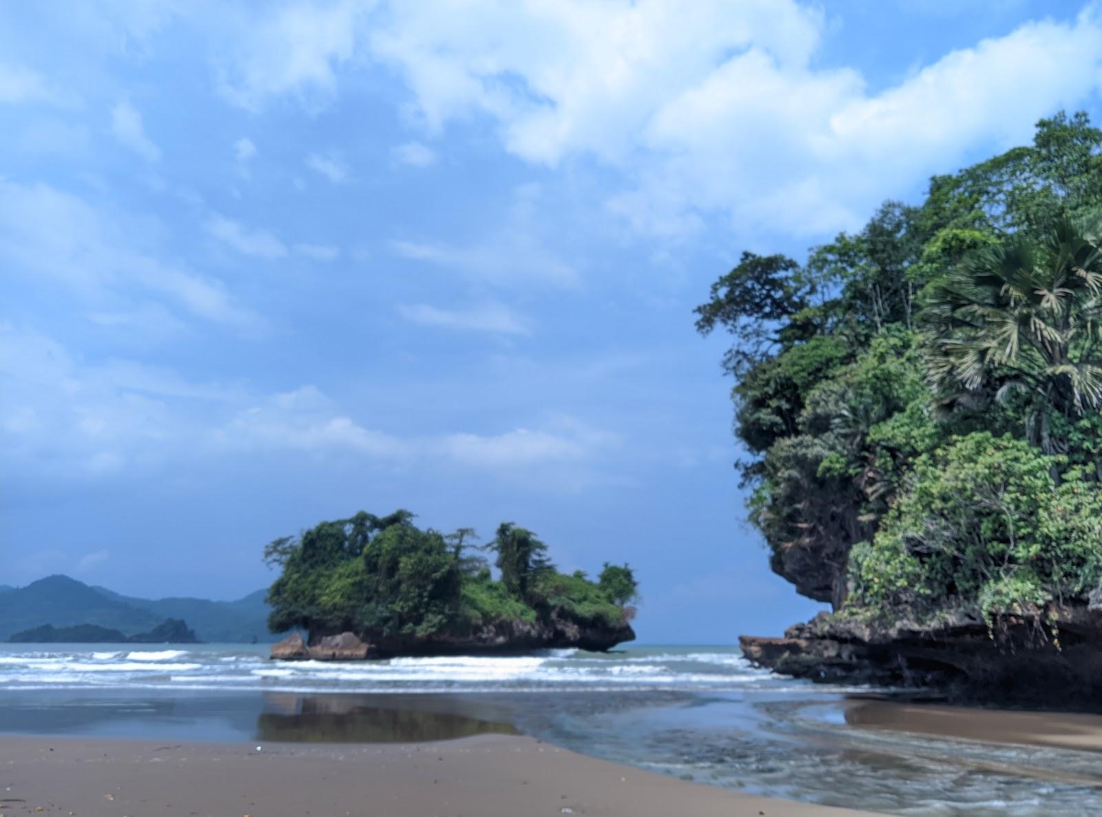 Sandee Pantai Kepelung