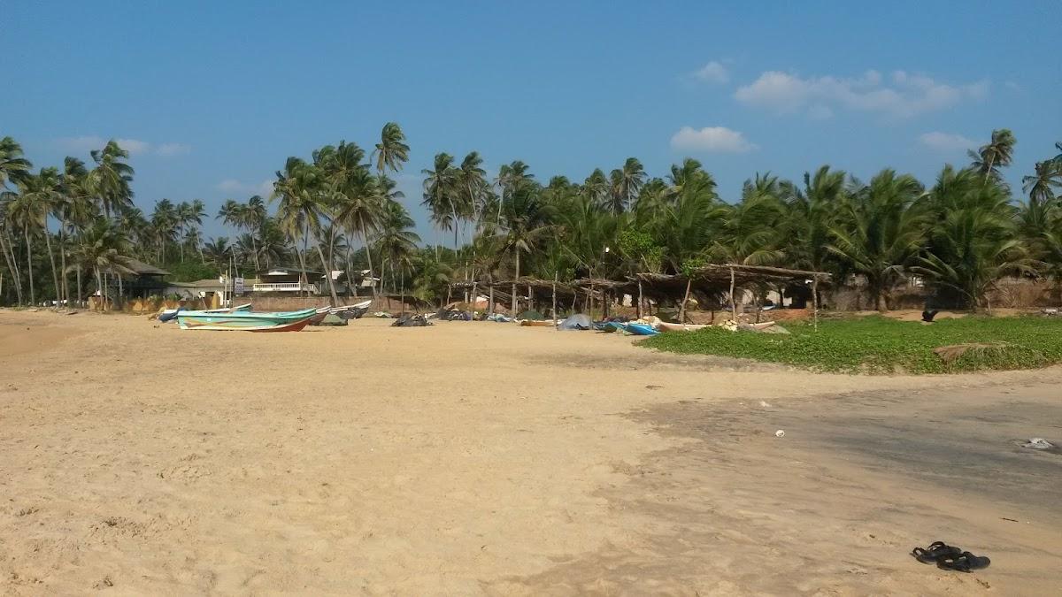 Sandee Lansigama Beach Photo
