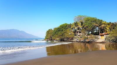 Sandee - Playa Las Mueludas, La Union