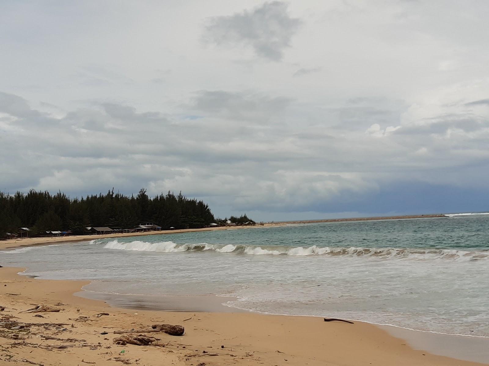 Sandee Pantai Kubang Guda