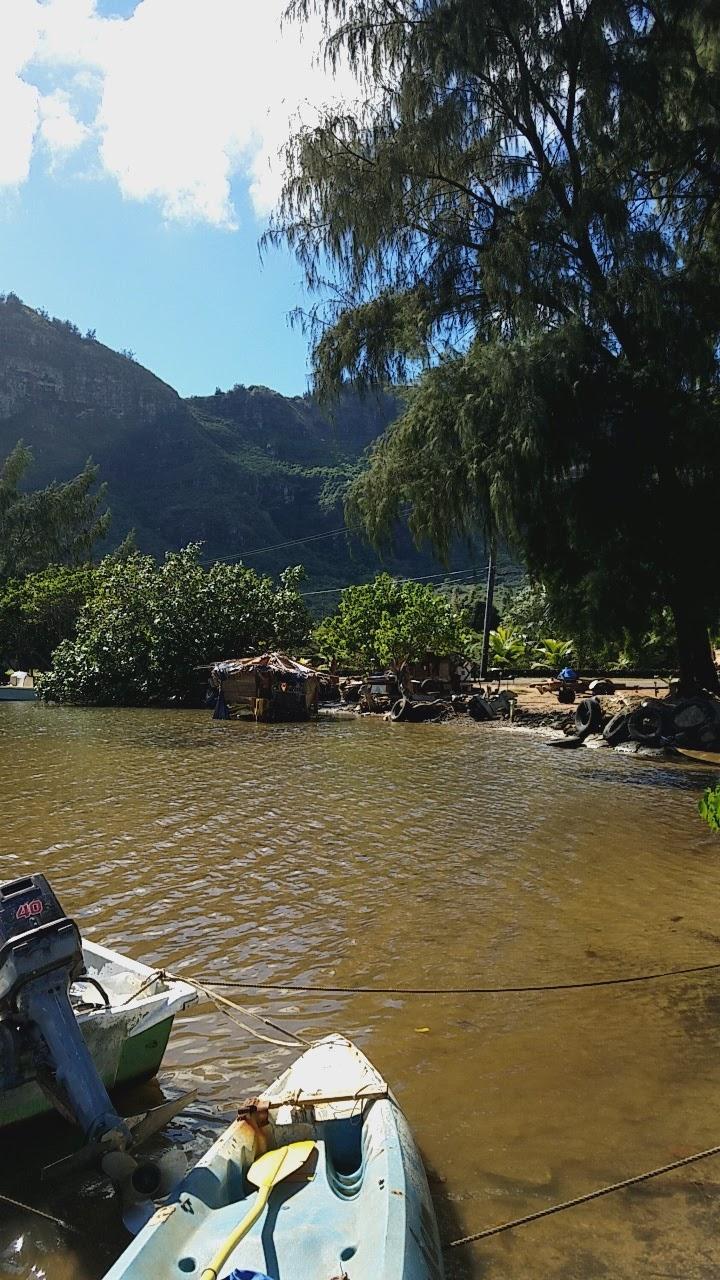 Sandee - Niumalu Beach Park