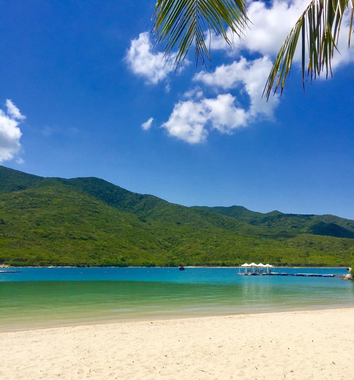 Sandee Dam Bay-Hon Tre Island Photo