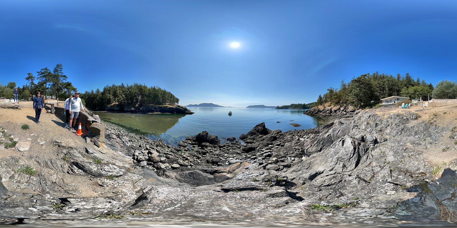Sandee Doe's Bay