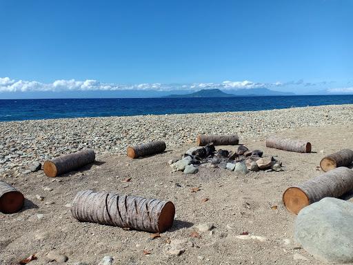 Sandee Oliver’S Rocky Beach Resort Photo