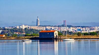 Sandee - Baia Do Seixal