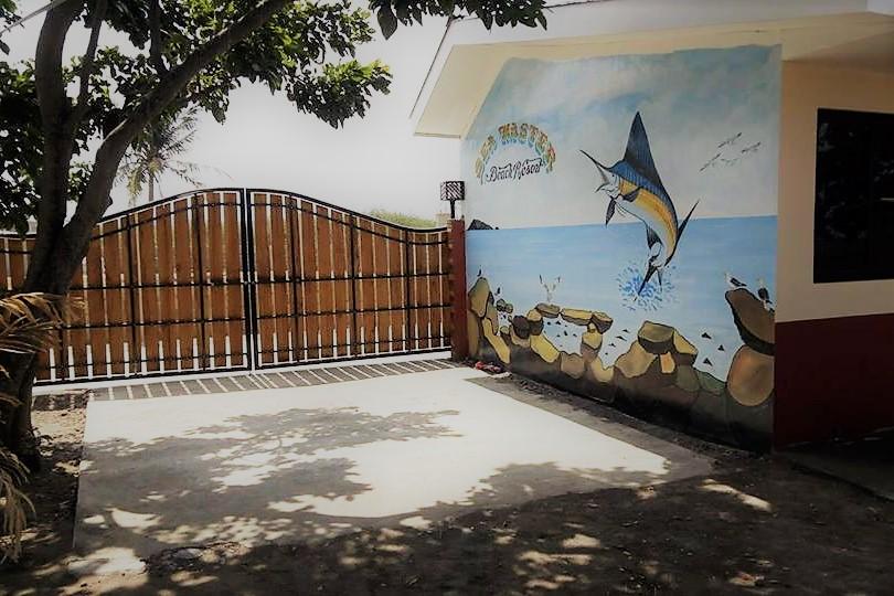 Sandee Seamaster Beach Resort