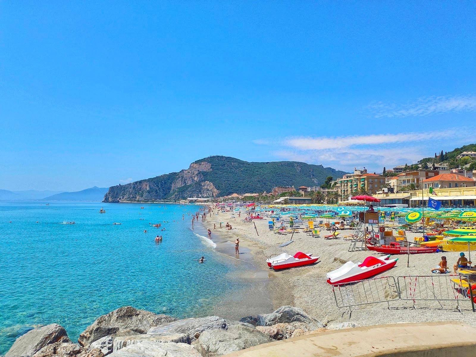 Sandee - Spiaggia Libera E Attrezzata