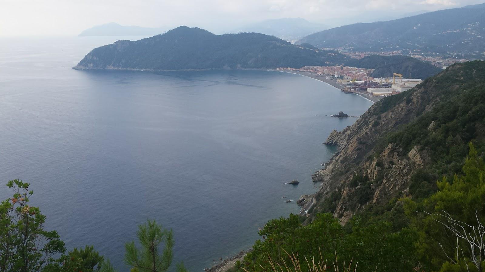 Sandee La Scogliera Dei Pellicani