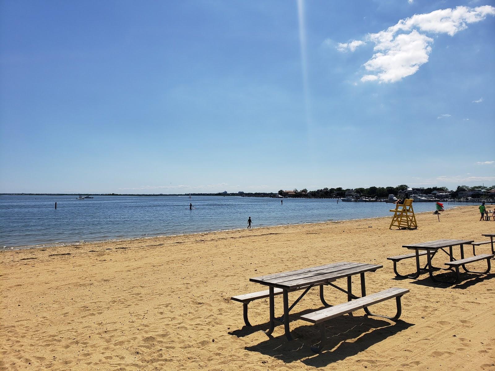 Sandee Hewlett Beach