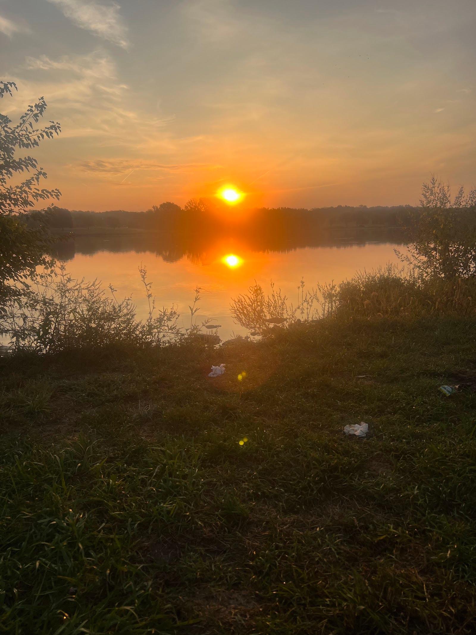 Sandee Lions Park Shelter - Lake Miola Photo