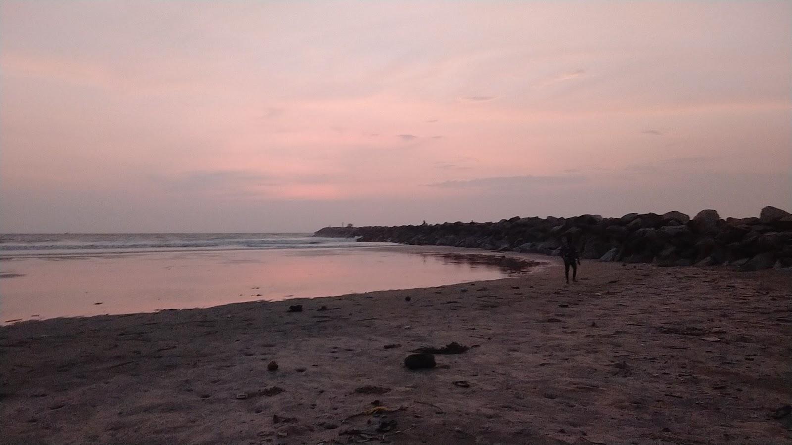 Sandee Sakthikulangara Beach Photo