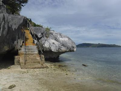 Sandee - Sawa-I-Lau Caves